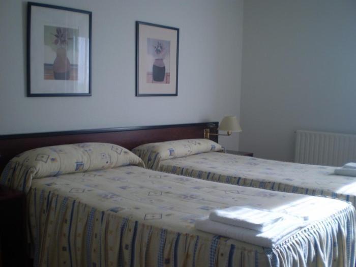 פמפלונה Hostal Abodi חדר תמונה