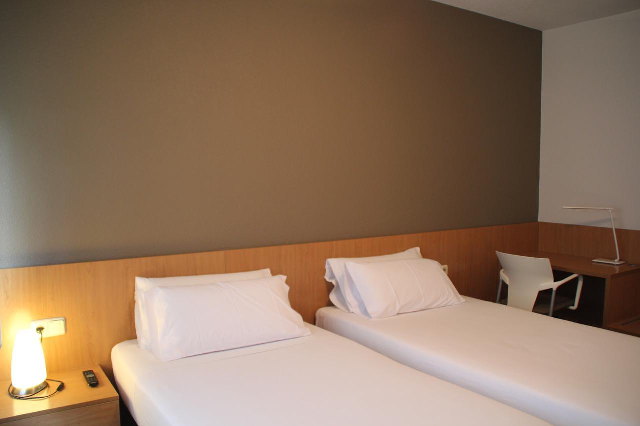 פמפלונה Hostal Abodi מראה חיצוני תמונה